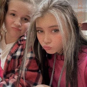 Meet your Posher, Kadence